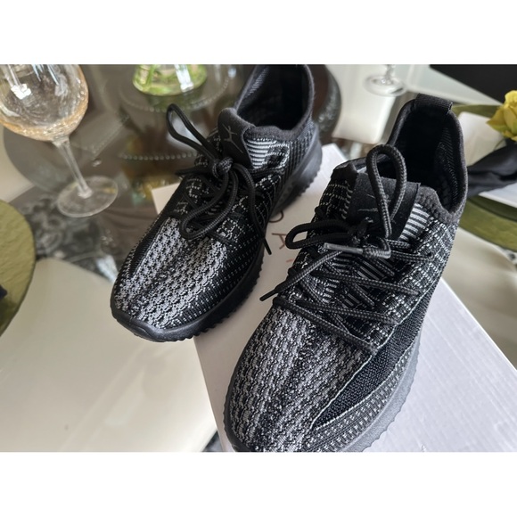 Meet your Posher, Linda - Picture 5 of 6